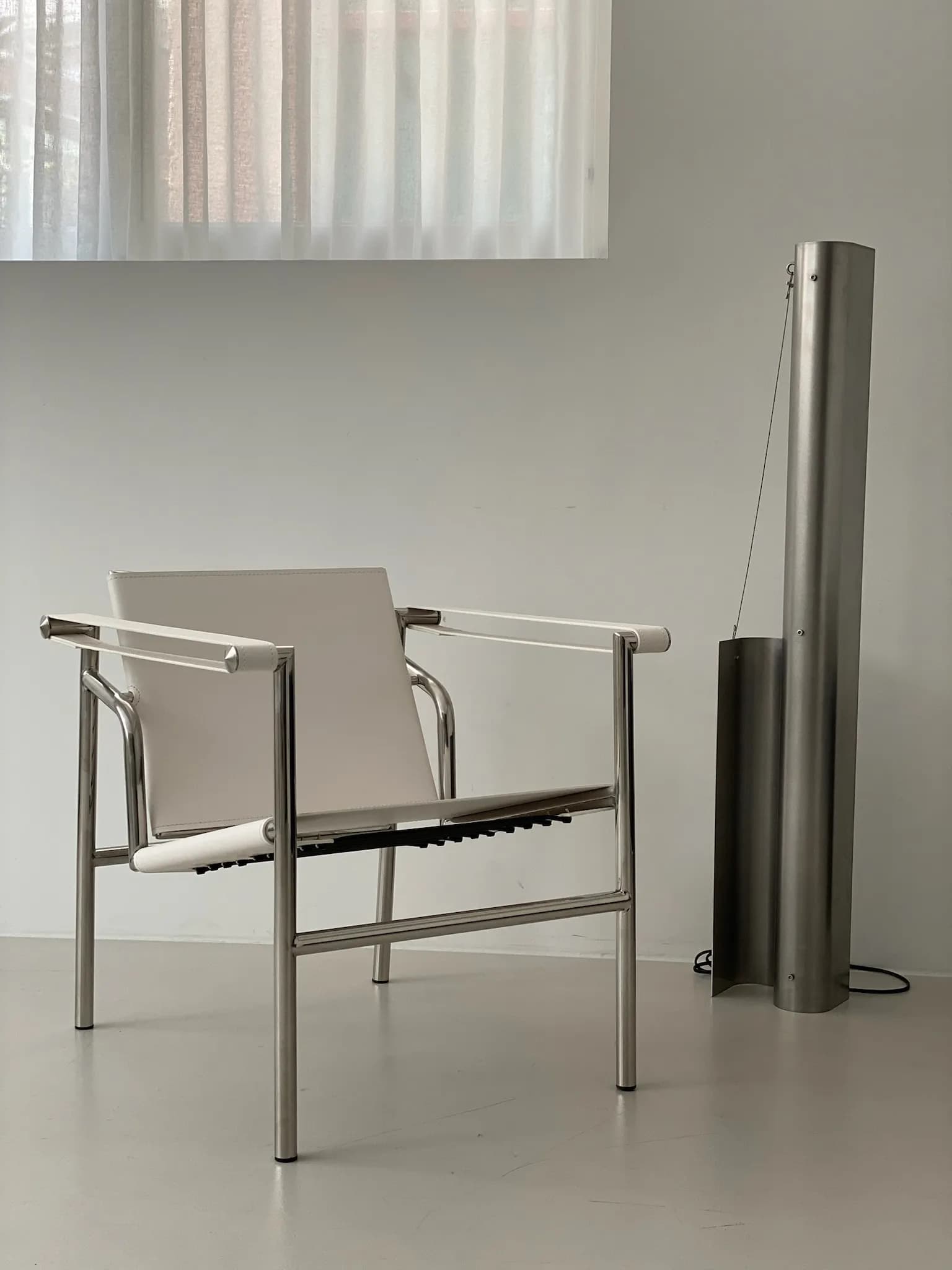 스튜디오 모프 고요한 순간의 빛과 여백